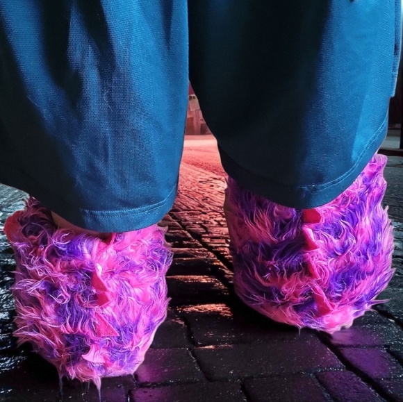 Lazy One Monster White Claw Paw Pink Halloween Costume Night Time  Cozy Slippers - Picture 4 of 16